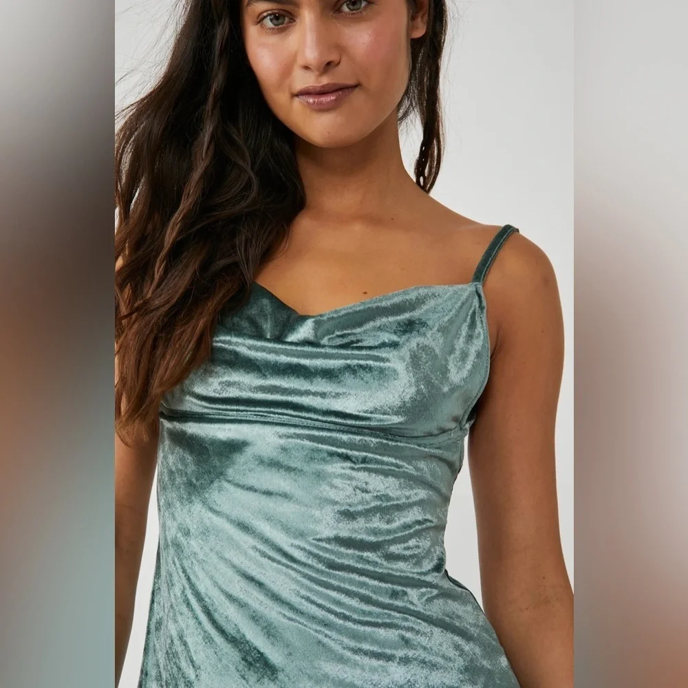 FREE PEOPLE All Night Velvet Knit Tunic size XS